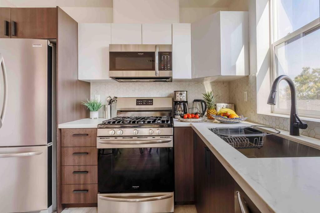 Stunning Hollywood Townhouse With Sunny Views Los Angeles Exterior foto