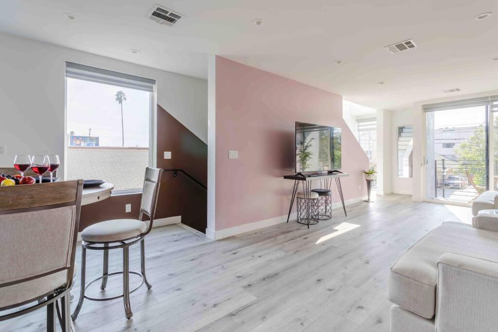 Stunning Hollywood Townhouse With Sunny Views Los Angeles Exterior foto